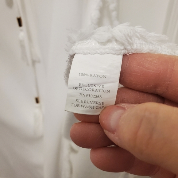 Blue Island White Beach/Poolside Coverup Size Medium, Soft, Comfy - Picture 10 of 10